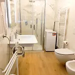 شقة Myassisisuite - La Di San Rufino - Dimora Storica In Pietra Antica, 2 Veri Matrimoniali, Centro - Accoglienza E Check Live - Mowimy Po Polsku *