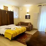 Апартаменты Myassisisuite - La Suite Di San Rufino - Dimora Storica In Pietra Antica, 2 Veri Matrimoniali, Assisi Centro - Accoglienza E Check Live - Mowimy Po Polsku Ассизи