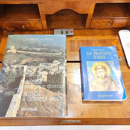 La Di San Rufino - Myassisisuite, I Dettagli Che Fanno La Differenza - A 13 Minuti Da San Francesco - 2 Letti Matrimoniali Apartment *