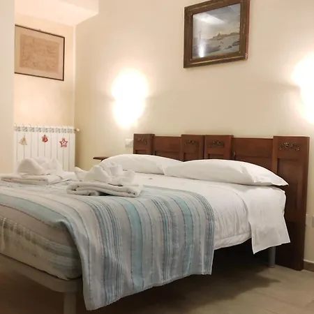 La Di San Rufino, Dimora Storica In Centro, 75mq, 2 Letti Matrimoniali - Myassisisuite - Mowimy Po Polsku Διαμέρισμα Ασίζη