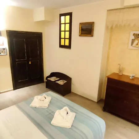 La Di San Rufino, Dimora Storica In Centro, 75mq, 2 Letti Matrimoniali - Myassisisuite - Mowimy Po Polsku Διαμέρισμα