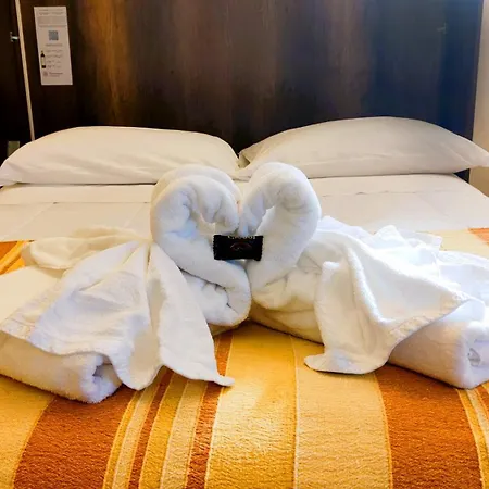 La Di San Rufino, 75mq, 2 Letti Matrimoniali - Myassisisuite - Mówimy Po Polsku *